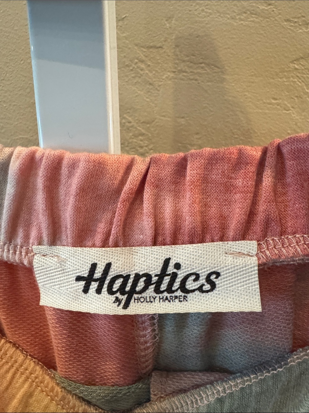 P70 Haptics Tie Dye Pocketed Joggers - Size: Small - Picture 3 of 5